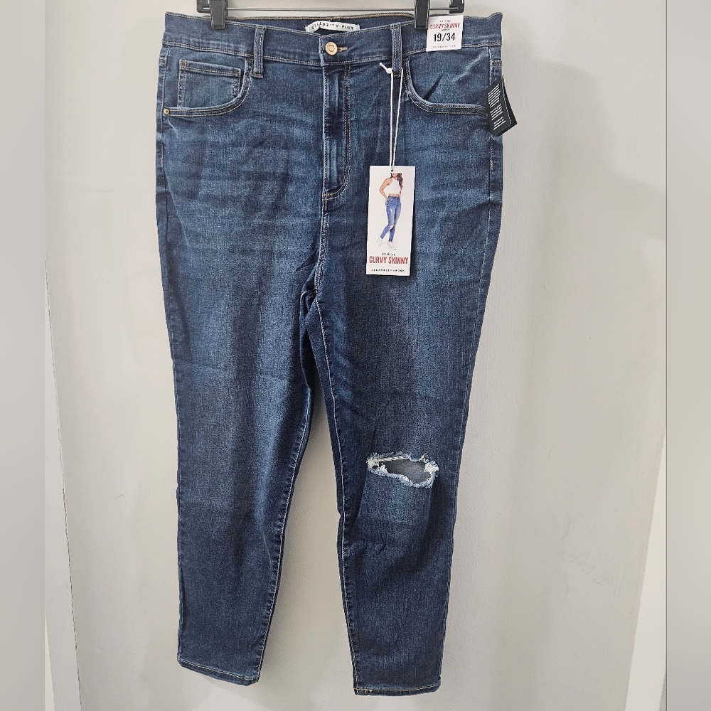 CELEBRITY PINK SKINNY JEANS Size 21/35